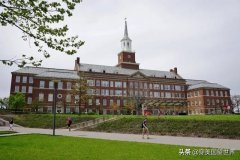 美国有哪些出了名的治安差的大学？